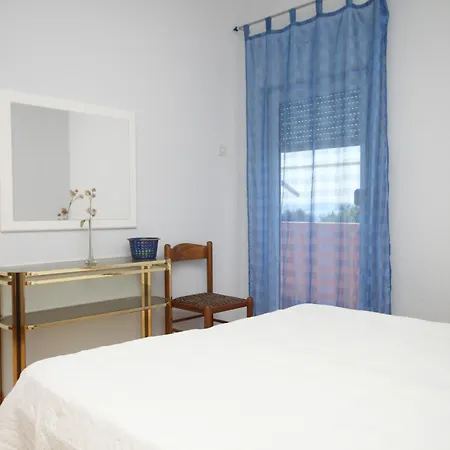 Appartamento With A Parking Space - 6693 Makarska